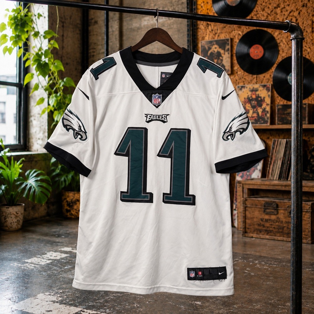 Nike Philadelphia Eagles Carson Wentz 11 NFL Jersey White Large